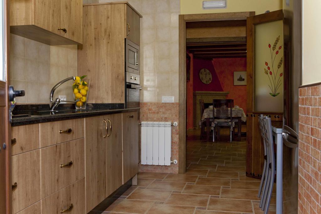 Casa Rural La Canchalera Losar De La Vera Exteriör bild