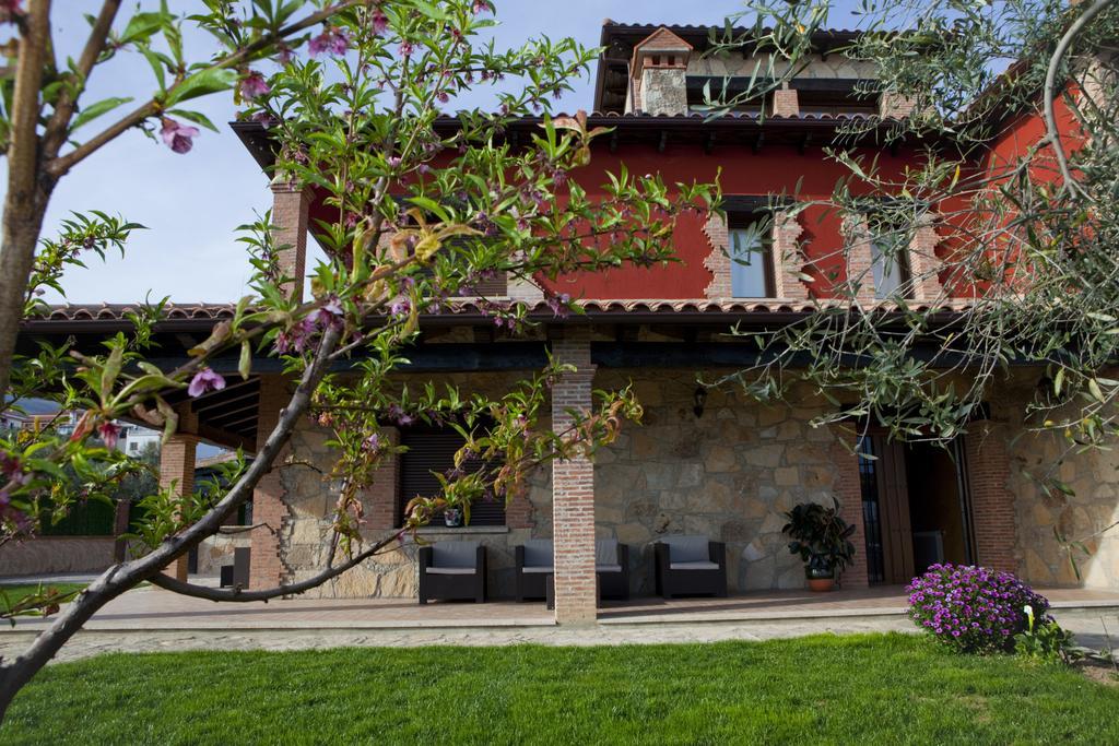 Casa Rural La Canchalera Losar De La Vera Exteriör bild